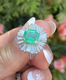 Vintage Art Deco 18k Gold 2.75ct Emerald VS Diamond Baguette Cocktail Statement