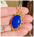 Vintage 1960s-70s 18k Gold Large Lapis Lazuli Gemstone Necklace Pendant