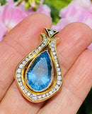 Vintage La Triomphe 18k Gold Blue Topaz 11.75ct Diamond Necklace Pendant Pin