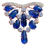 Vintage 1940s-50s Deco Platinum 7ct Carved Blue Sapphire VS Diamond Brooch Pin