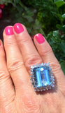 Impressive Estate 14k gold 19ct Aquamarine F VVS Diamond Ballerina Cocktail Ring