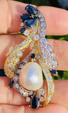 Vintage 1950 14k Gold 5ct VS Diamond Blue Sapphire Baroque Pearl Pendant Brooch