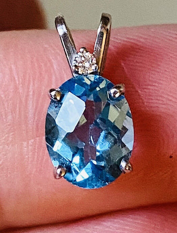 Vintage 14k Gold Blue Topaz Diamond Necklace Pendant